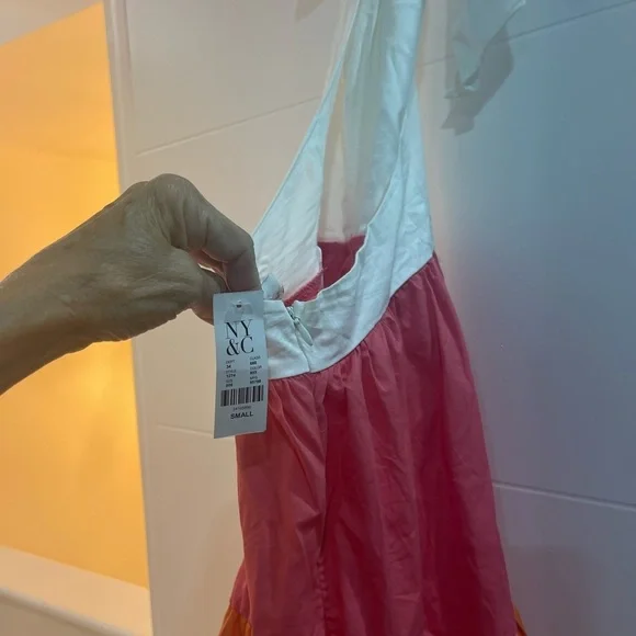 New NYC Size Small it’s a halter dress - Picture 2 of 3